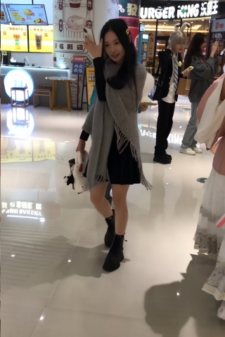 TK226-百褶裙肉丝妹子开闪