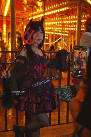 (BC-SSS-098)双马尾蕾丝裙吊带袜..和男友一起给她拍照+开闪CD