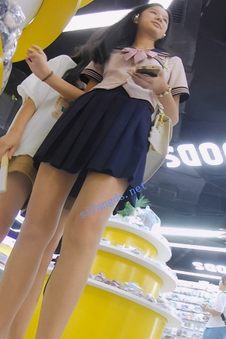 『D·D』-212-粉衣JK，长腿学生妹，白内中间尿黄