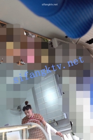 kc556（空城原创）荷叶裙摆短裙少妇逛街，薄丝透明打底淡绿NN