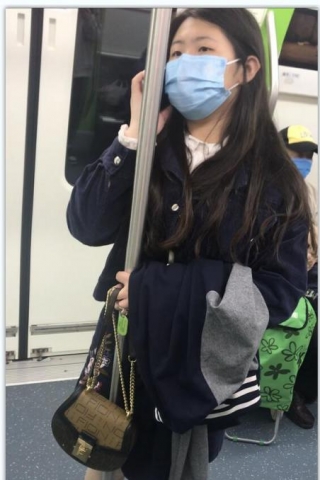 TK358-原创 投稿 抄底牛仔裙长发妹子超薄肉丝米色