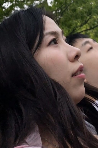 mt016【独家原创】露白臀的超超短牛仔裤白腿大方美女