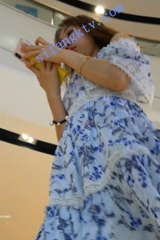 kc104（空城原创）商场CD碎花连衣裙妹子，淡灰色小N大部分夹进PP