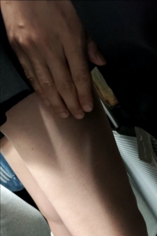 ct049【独家原创】站mo长腿女子大生的超长美腿，她露出享受的表情