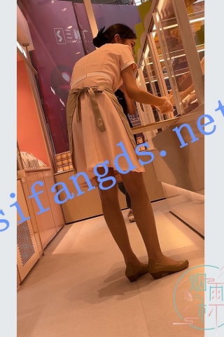 ⭐【KKCD㊙️】3232-一箭双雕抄底两个好利来肉丝店员